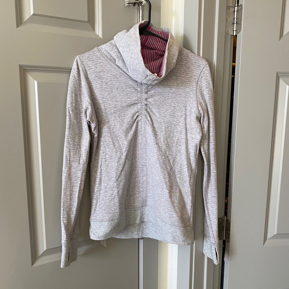 Lululemon Sweatshirt